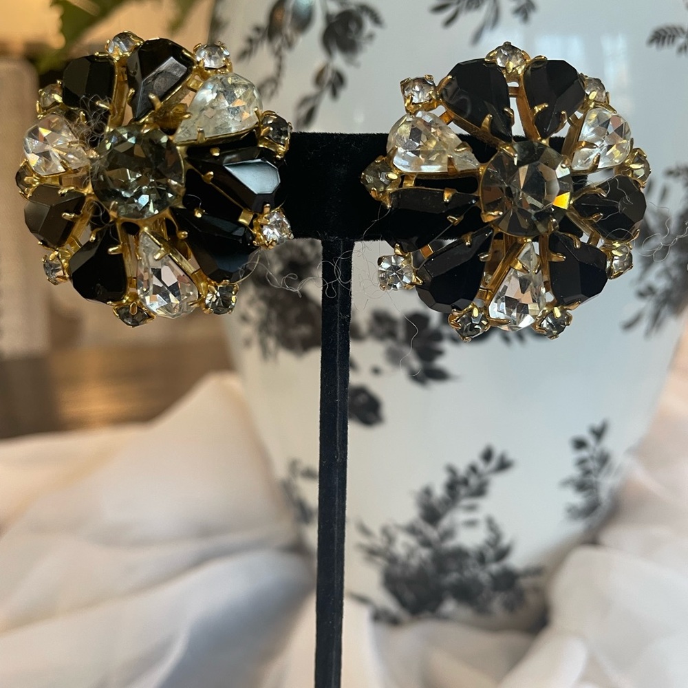 Vintage HOBE Glamorous Black and Gold Cluster Earrings